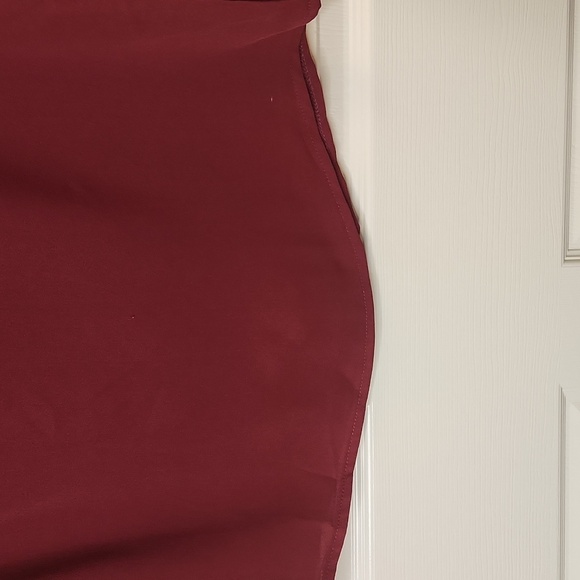 Women's Burgandy Red V-Neck Short Sleeve Top    Size S - Picture 5 of 9